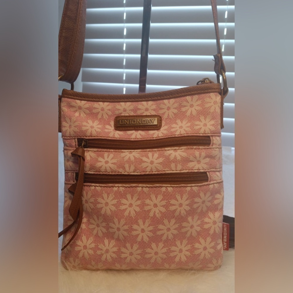 Unionbay Crossbody Purse Fabric Pink Flowers Small